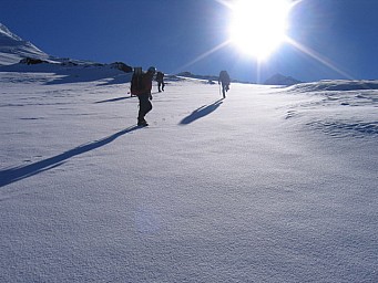 2.7walktotheclimb.jpg: 640x480, 75k (2014 Jul 21 06:34)