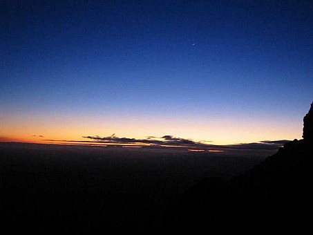 11 Sunrise.jpg: 800x600, 14k (2014 Jul 21 06:35)