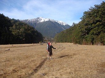 DSC00967.jpg: 640x480, 144k (2014 Jul 21 06:38)