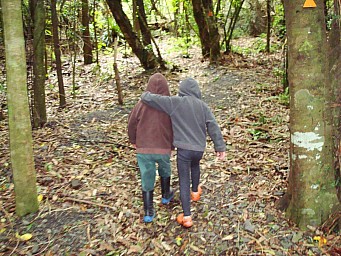 friends.jpg: 1024x768, 160k (2014 Jul 21 06:38)