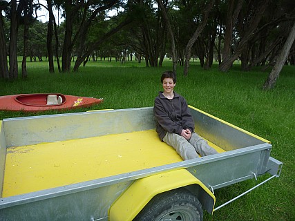 Morison Bushin trailer
Photo:&nbsp;Simon
2011-11-26&nbsp;11.24.37&nbsp;Photo:&nbsp;'2011 Nov 26 11:24'
Original size:&nbsp;4,000 x 3,000; 6,065 kB
Filename:&nbsp;'2011-11-26 11.24.37 P1020976 Simon Morison Bush Adrian in trailer'