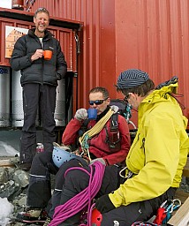 Backdown.jpg: 669x800, 99k (2014 Jul 21 06:46)