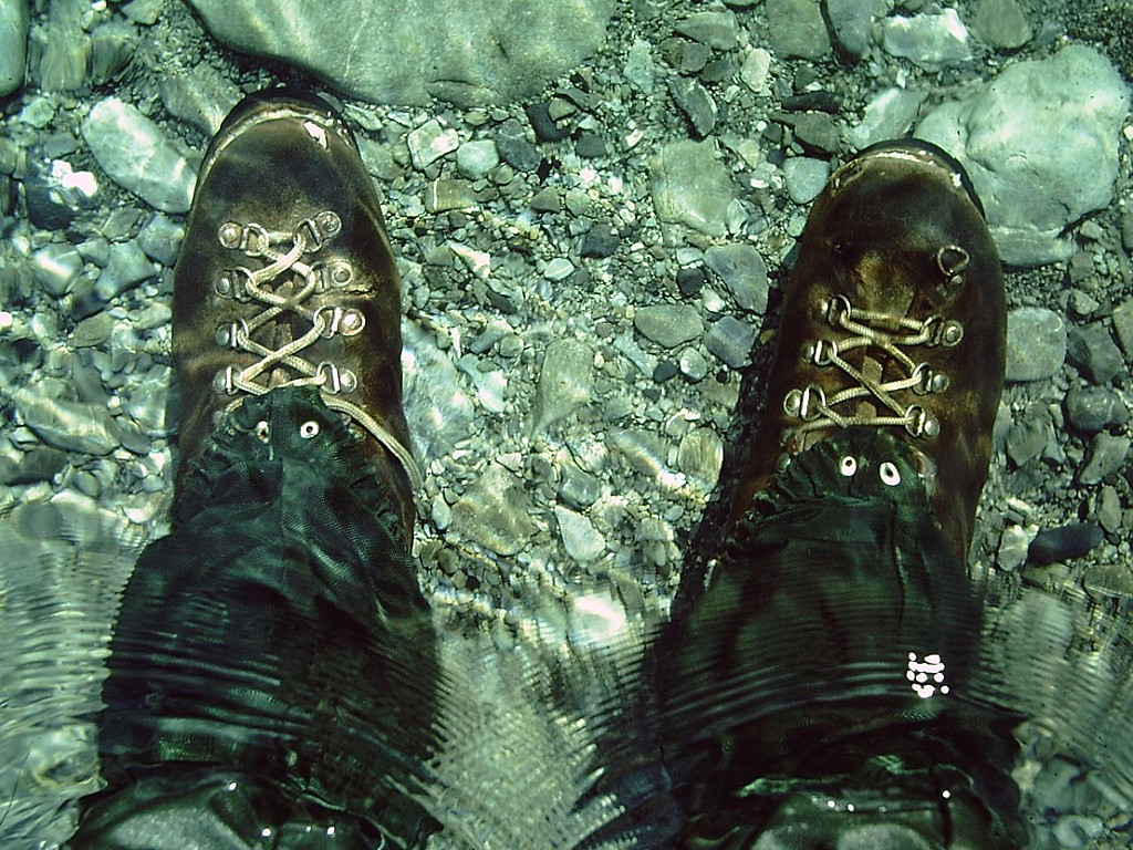 click on the photo to download the original image

HIS-TTC-Peter Radcliffe-clean green and in between 1970s