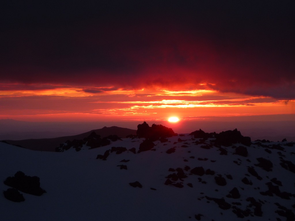 click on the photo to download the original image

2013-08-25 17.58.16 P1050193 Simon