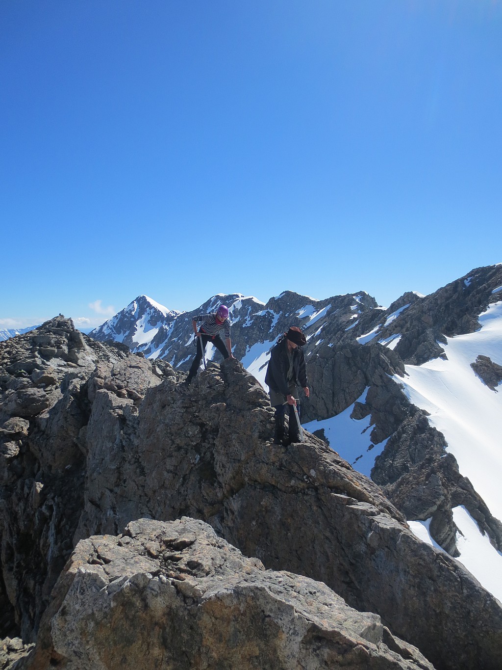 click on the photo to download the original image

8 a narrow ridge in places