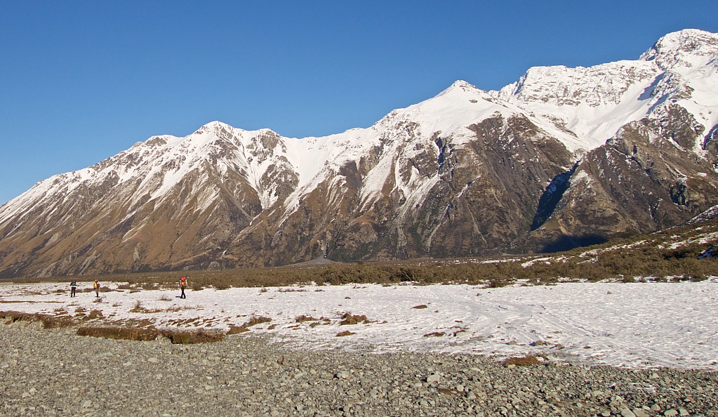 click on the photo to download the original image

DSC00952