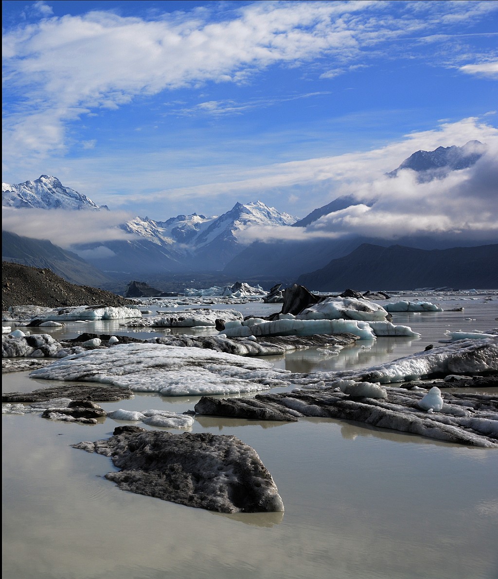 click on the photo to download the original image

OLS TararuaTC PeteSmith MountCook