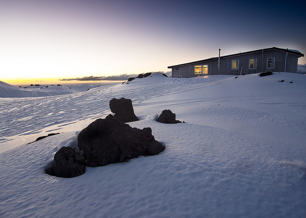 click on the photo to download the original image

HCL TararuaTC Donna Jennings Tararua Lodge at sunset