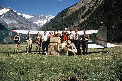 click on the photo and click again on the photo to download the original image

1960 Foden Wilkin 1960