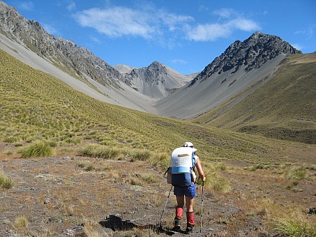 click on the photo and click again on the photo to download the original image

2012-02-20 11.10.54 Track to Crooked Spur Hut, Te Araroa Photo David Castle