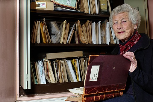 click on the photo and click again on the photo to download the original image

2013-10-15 18.28.37 Archivist Brenda Neill AJK 1011358