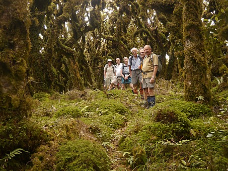 click on the photo and click again on the photo to download the original image

2013-12-18 11.03.37 TTC AJK_1010486