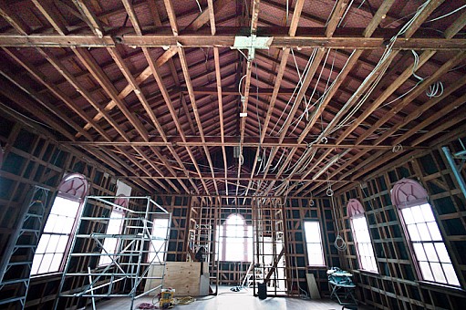 click on the photo and click again on the photo to download the original image

2016-12-15 CH 10 Clubrooms renovation Photo Alan Knowles AJK_9994241