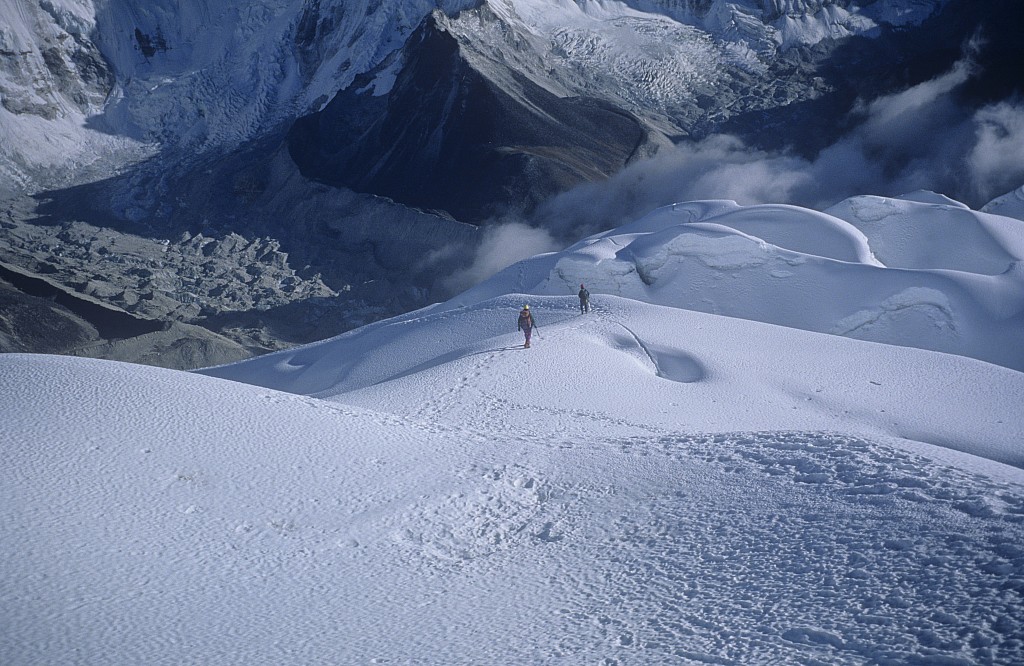 click on the photo to download the original image

1994 Jungbu Sherpa andEPAL Photo Ray Sansom, X121