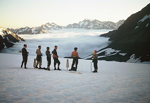 click on the photo and click again on the photo to download the original image

Foden Murchison Glacier