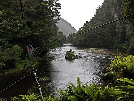 click on the photo and click again on the photo to download the original image

IMG_0366-1-1 Three wire bridge