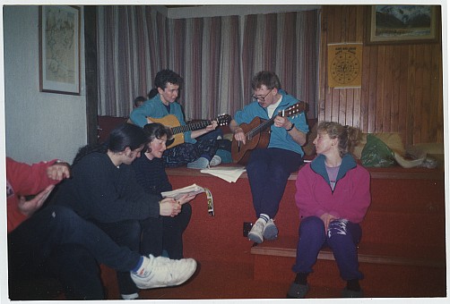 click on the photo and click again on the photo to download the original image

ttc403 Singing at Tararua Lodge