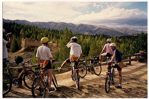 click on the photo and click again on the photo to download the original image

ttc691 Cycle trip