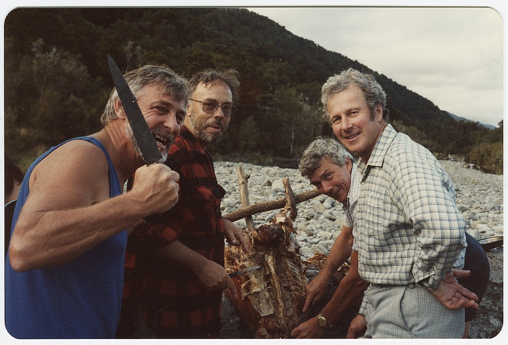 click on the photo to download the original image

ttc415 Roast dinner