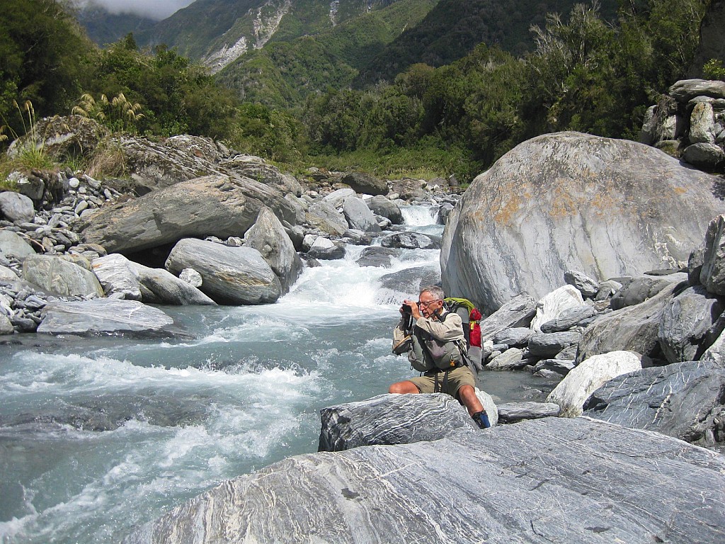 click on the photo to download the original image

BBL TararuaTC Wayne Perkins, In focus