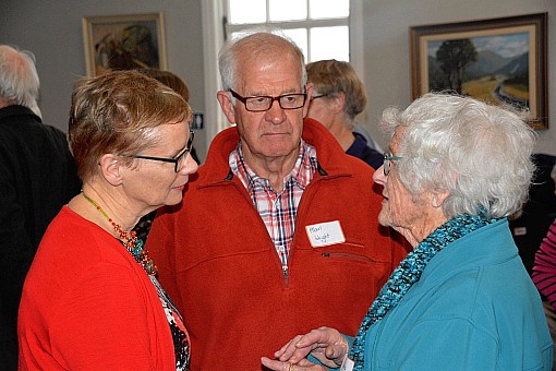 click on the photo and click again on the photo to download the original image

2019-07-04 15.24.47 DSC_2562