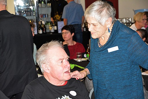 click on the photo and click again on the photo to download the original image

2019-07-06 19.08.42 DSC_2701