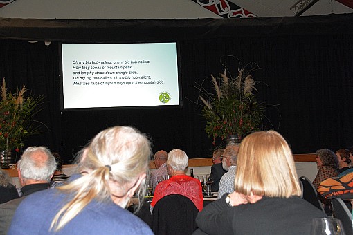 click on the photo and click again on the photo to download the original image

2019-07-06 20.16.26 DSC_2720