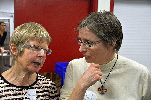 click on the photo and click again on the photo to download the original image

2019-07-06 21.47.50 DSC_2776