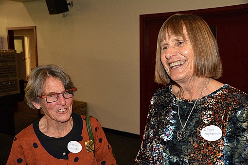 click on the photo and click again on the photo to download the original image

2019-07-06 22.20.33 DSC_2789