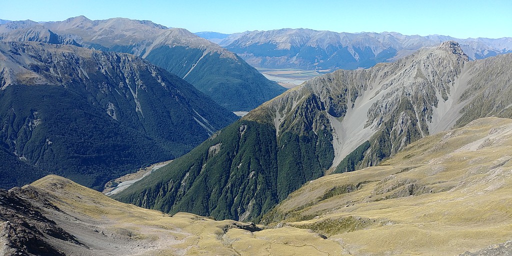 click on the photo to download the original image

2021-03-13 12.29.42 Simon - view down Scotts track