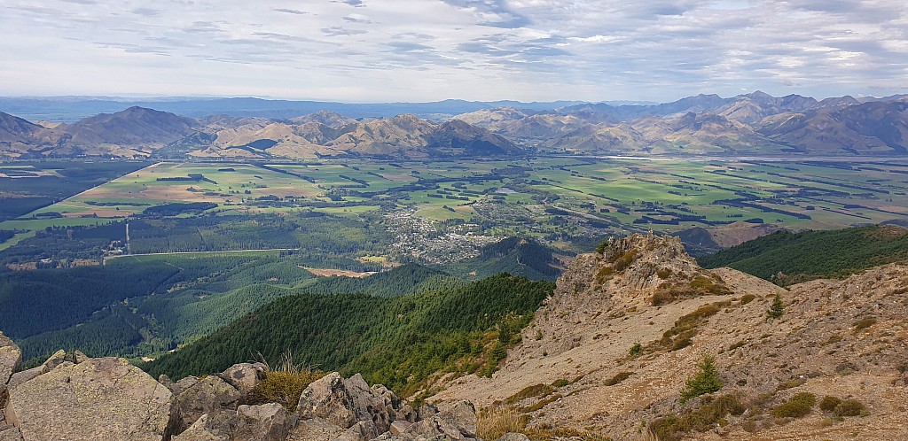 click on the photo to download the original image

2023-03-16 10.49.06 David McNabb - Hanmer Springs and Plain from Mt Isobel