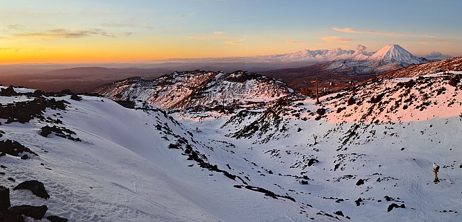 Sunset across Tennants gully
Photo:&nbsp;Adrian
2023-08-05&nbsp;17.31.01&nbsp;Photo:&nbsp;'2023 Aug 05 17:31'
Original size:&nbsp;12,578 x 6,053; 11,398 kB;&nbsp;stitch
Filename:&nbsp;'2023-08-05 17.31.01 S20+ Adrian - Sunset across Tennants gully_stitch'