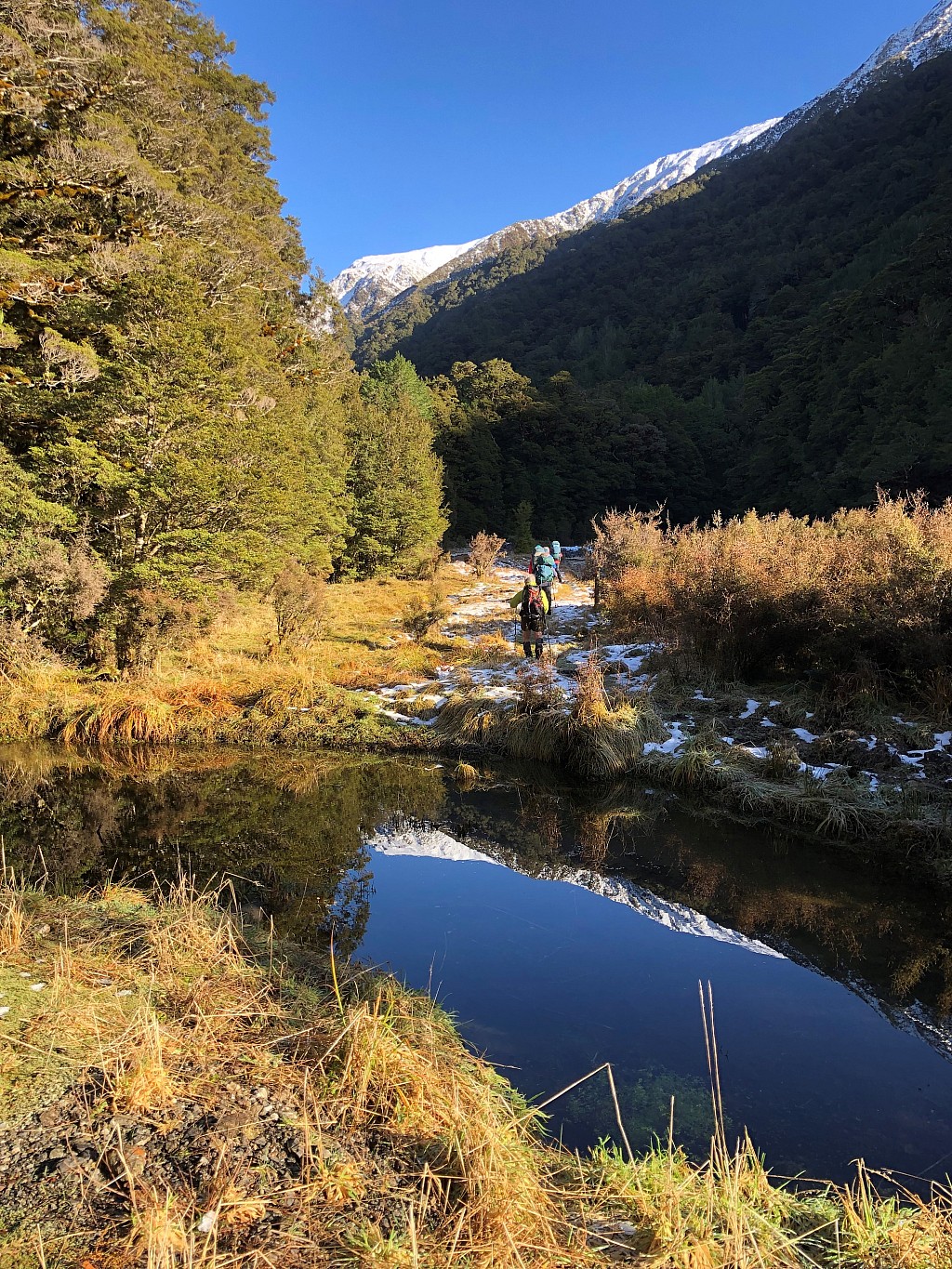 click on the photo to download the original image

BBW Tararua TC 080 Approaching Harper Pass Janette Roberts