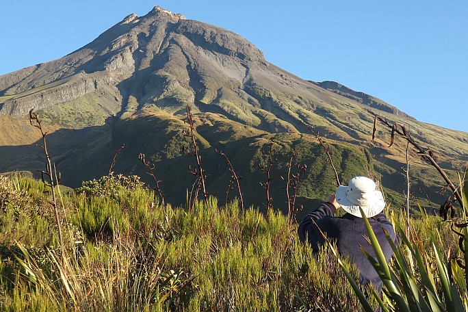 Looking at Taranaki Maunga
Photo:&nbsp;Muriel Christianson
Photo:&nbsp;'2023 Mar 15 17:56'
Original size:&nbsp;3,625 x 2,417; 2,200 kB
Filename:&nbsp;'ABW Tararua TC 150 Looking at Taranaki Maunga Muriel Christianson'