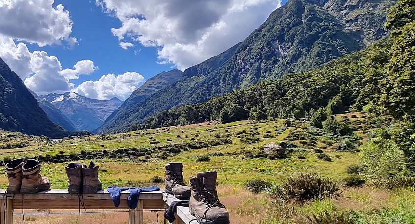 Siberia Hut
Photo:&nbsp;JA Alexander
Original size:&nbsp;1,560 x 841; 408 kB
Filename:&nbsp;'BBW Tararua TC 070 Siberia Hut JAAlexander'