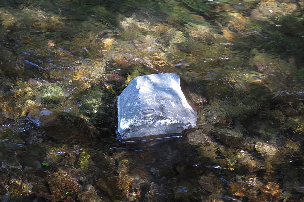 click on the photo to download the original image

BBW Tararua TC 150 Flowing Water Muriel Christianson