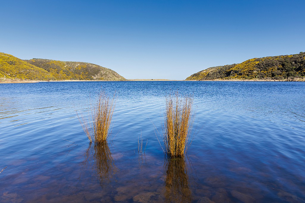 click on the photo to download the original image

BBN TararuaTC Jim Gibbons Lake Kohangatera