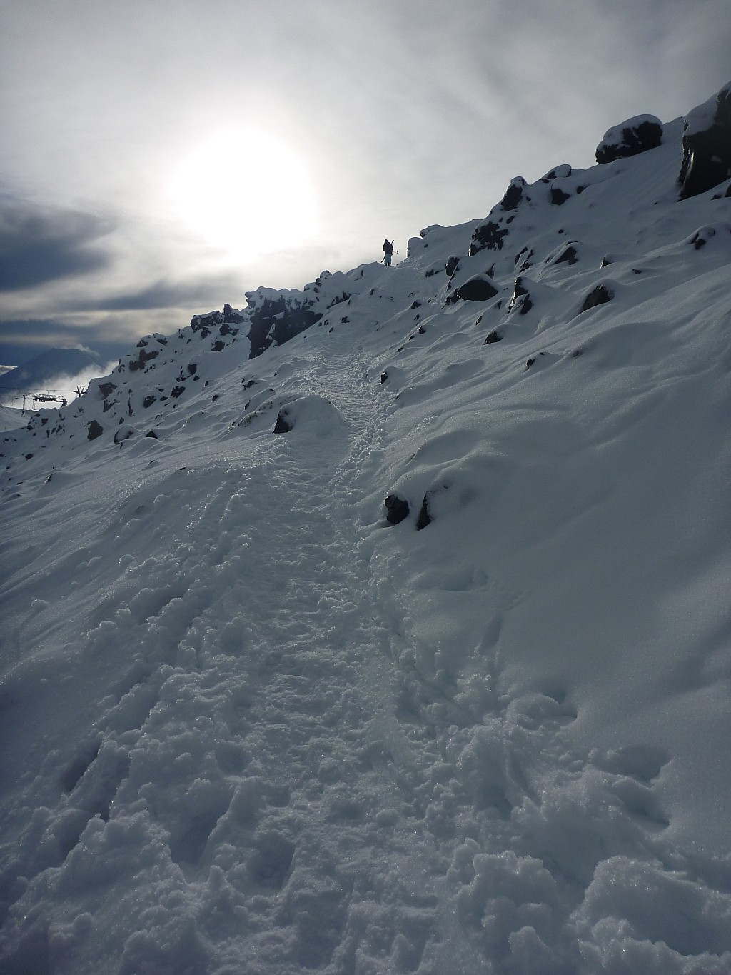 click on the photo to download the original image

2009-07-06 09.13.53 P1000114 Simon