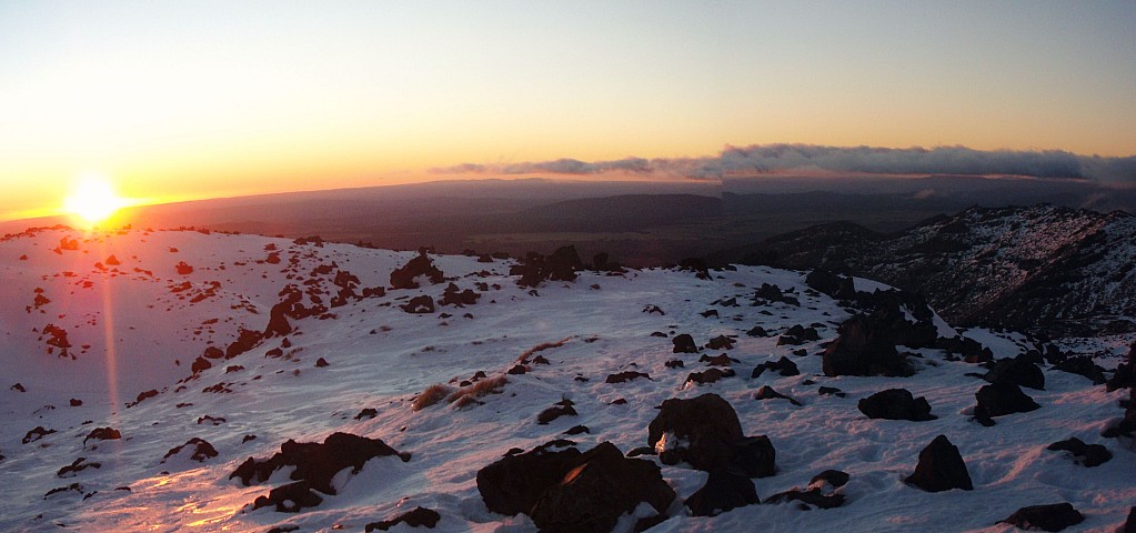 click on the photo to download the original image

2010-07-10 17.12.52 P7100020 Adrian_stitch