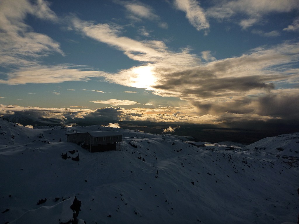 click on the photo to download the original image

2009-07-08 16.23.18 P1000128 Simon