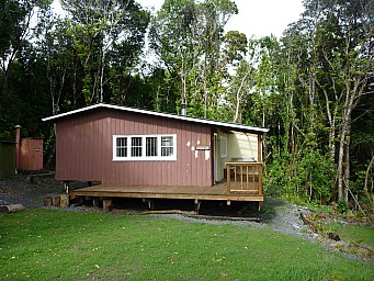 2010-01-04 09.59.05 P1000596 Simon.jpeg: 4000x3000, 6755k (2014 Jul 21 07:24)