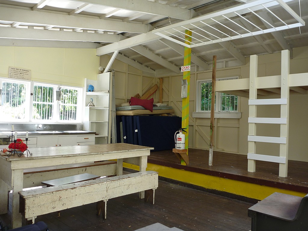 click on the photo to download the original image

2010-01-04 10.23.17 P1000604 Simon