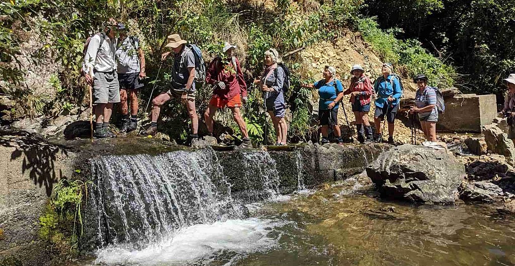 click on the photo to download the original image

Blackhole1