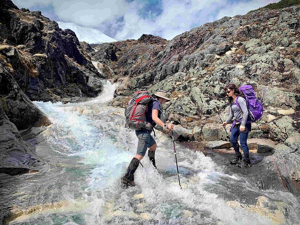 click on the photo to download the original image

Whakapapaiti2