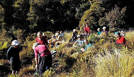 Wainui 3
Original size:&nbsp;1,416 x 816; 711 kB
Filename:&nbsp;'Wainui3'