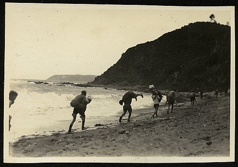 click on the photo and click again on the photo to download the original image

19qq ttc617