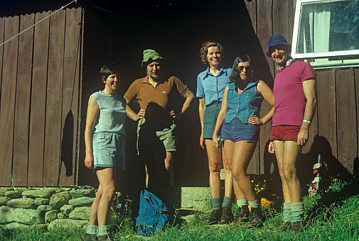 click on the photo and click again on the photo to download the original image
1976-12 ttc521_TTC members at Waerenga Hut Photo J L Anderson TTC collection click on the photo and click again on the photo to download the original image
1976-12 ttc521_TTC members at Waerenga Hut Photo J L Anderson TTC collection