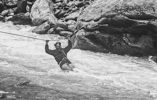 click on the photo and click again on the photo to download the original image
1985-01 CH 8 Michael Bartlett crossing Hendes Creek Photo Peter Jagger collection, TTC archives click on the photo and click again on the photo to download the original image
1985-01 CH 8 Michael Bartlett crossing Hendes Creek Photo Peter Jagger collection, TTC archives